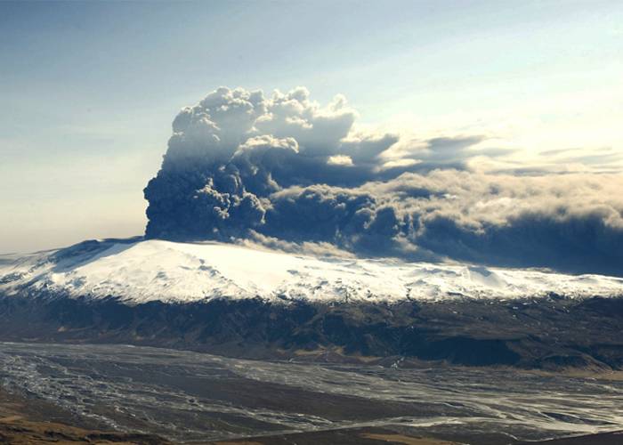 El Volcán Eyjafjallajökull tras su erupción en el 2010