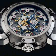 Pierre DeRoche presenta el modelo GrandCliff TNT Royal Retro 