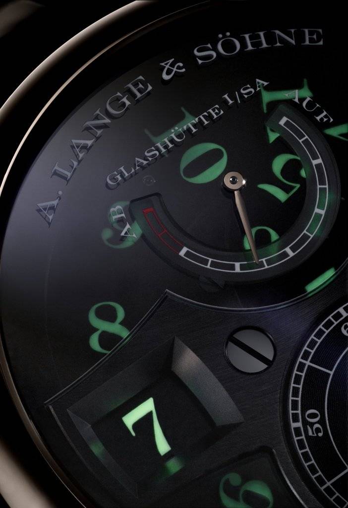 A. Lange & Söhne presenta el Zeitwerk Honeygold “Lumen“