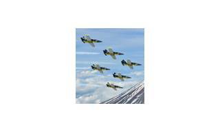 El Breitling Jet Team muestra por primera vez su equipo de acrobacia aérea Europea en Japón