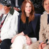 Julianne Moore vistiendo un Reloj Ralph Lauren Slim Classique