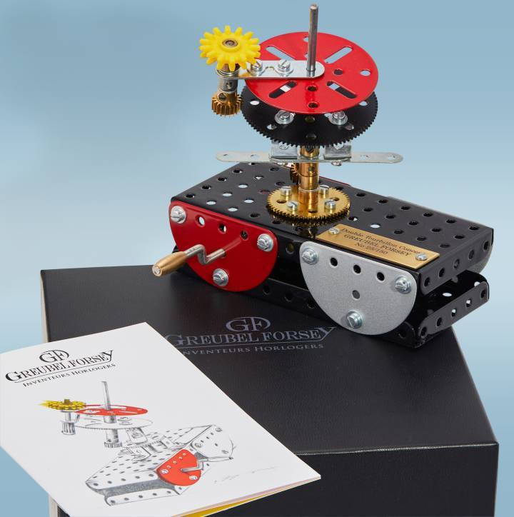 Presentando la “Timepieces for HSNY: 2021 Charity Auction”