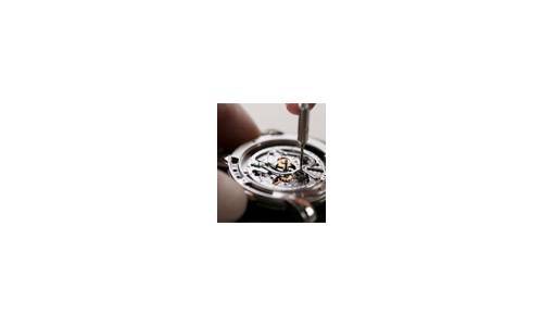 Ulysse Nardin adquiere el movimiento cronógrafo Ebel