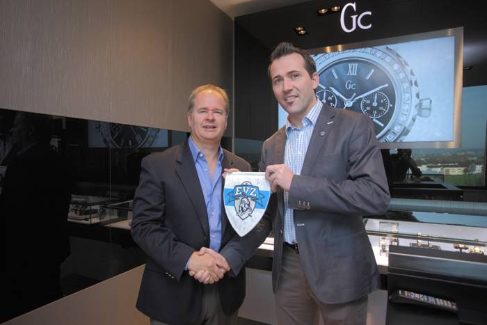 Alan Stone-Wigg, COO de Sequel AG y Marco Baumann, Jefe de Ventas & Marketing de EV Zug