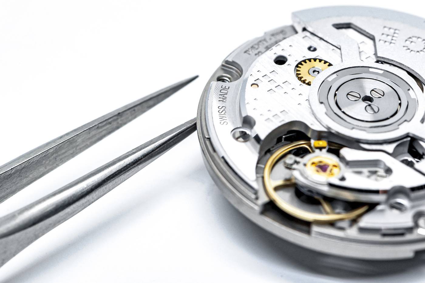 Un equipo Suizo de I+D presenta la “fabricación de relojes hospedada”