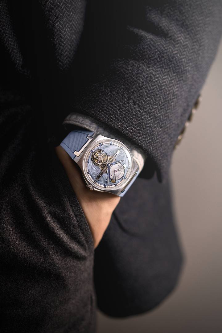 Czapek Antarctique Tourbillon presume de nueva forma y esfera “Singularité”