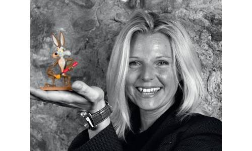 EUROPA STAR ARCADE - Arianna Pozza - WENGER: De los Cuchillos a los Relojes