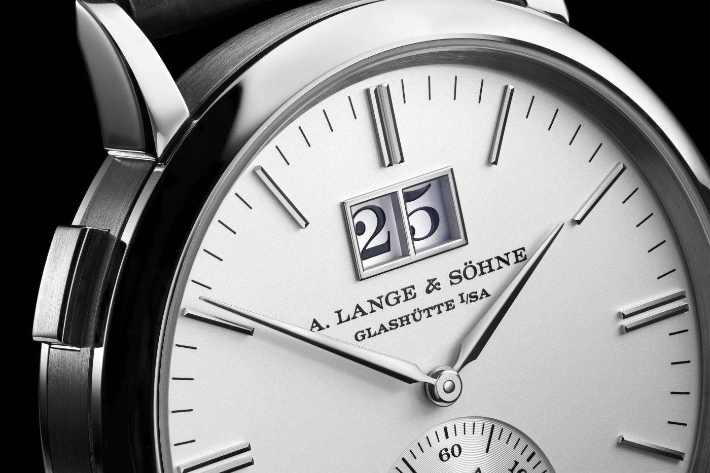 a._lange_sohne__saxonia_outsize_date_-_europa_star_watch_magazine_2020