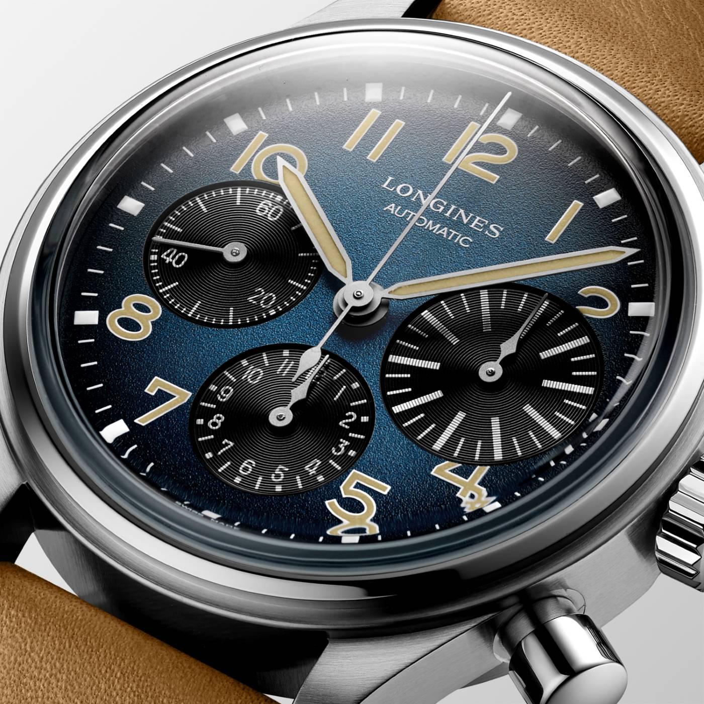 longines_avigation_bigeye_close_-_europa_star_magazine_2021