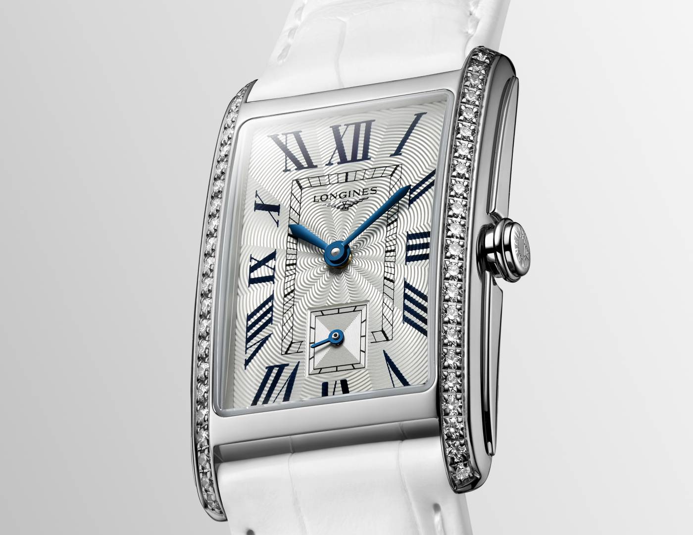 longines_dolce_vita_white_and_diamond-_europa_star_magazine_2021