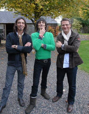 Ronnie Wood de los Rolling Stones encuentra irresistible un reloj de Vincent Bérard