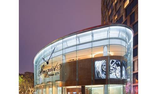 MINORISTAS BAJO LA PRESIÓN DE LOS RELOJEROS como nunca antes