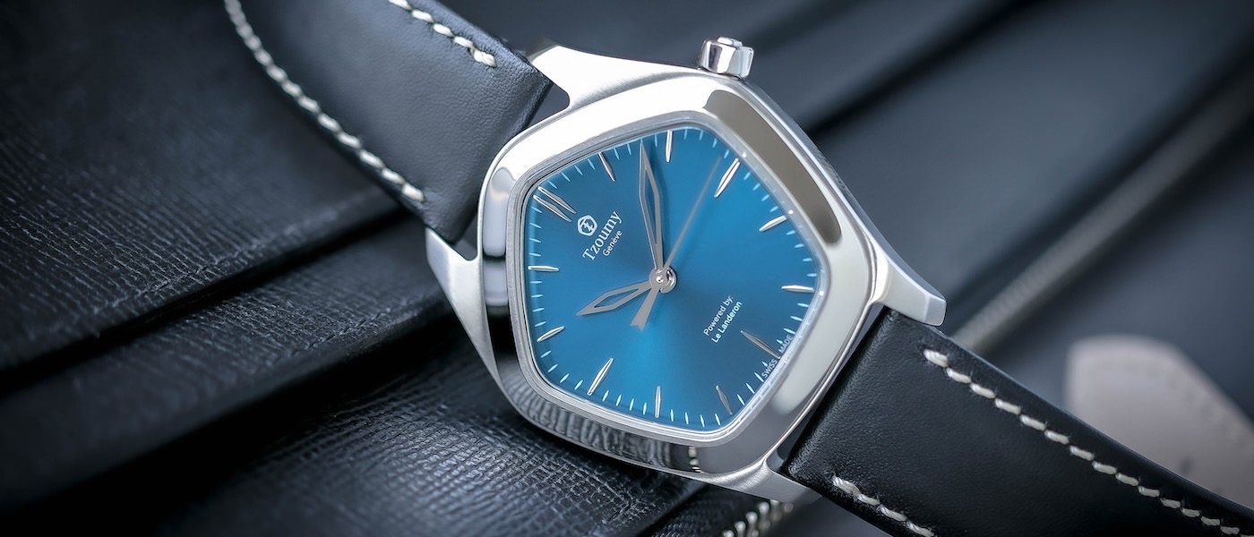 Descubra la pentagonal watch collection de Tzoumy