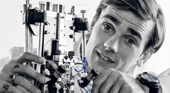 HYT anota con el nuevo embajador Antoine Griezmann