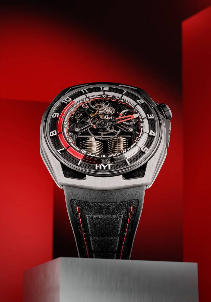 HYT presenta el Hastroid Silver Red con acabados elegantes y electrizantes