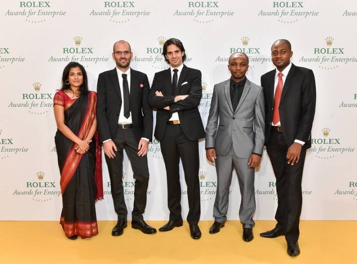 Anterior Ceremonia de entrega de los Rolex Awards en la Royal Society en Londres. Jovenes Laureados Rolex 2014 Neeti Kailas, Francesco Sauro, Hosam Zowawi, Olivier Nsengimana and Arthur Zang.