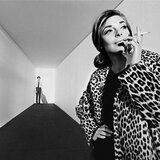 Anne Bancroft y Dustin Hoffman en un set especialmente construido para la filmación de “The Graduate”, Paramount Studios, Hollywood, 1967. © Bob Willoughby