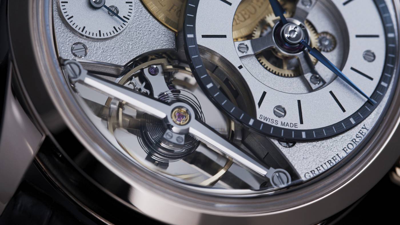 greubel_forsey_balancier_contemporain_red_gold_close-_europa_star_magazine_2021