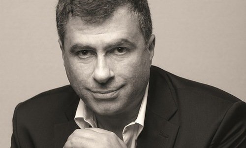 Entrevista exclusiva de Europa Star: “Pequignet debe reconstruir su imagen”
