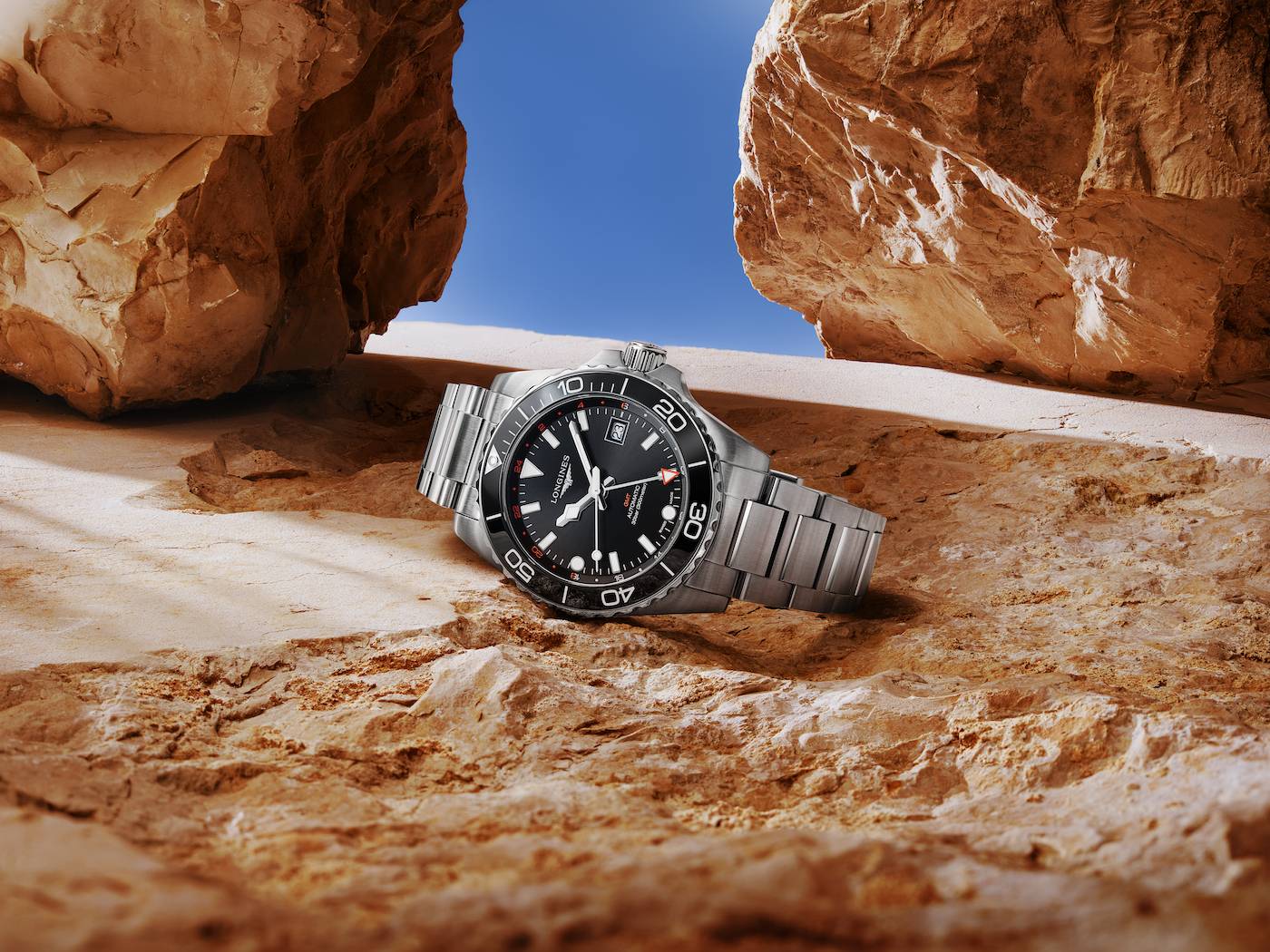 Longines añade un nuevo modelo GMT a la colección rediseñada HydroConquest