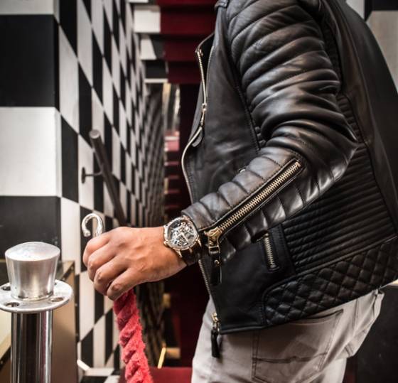 Roger Dubuis, Guerrero Urbano