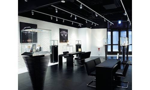 PERFIL MINORISTA - Una Mirada Dentro de la Nueva M.A.D. Gallery