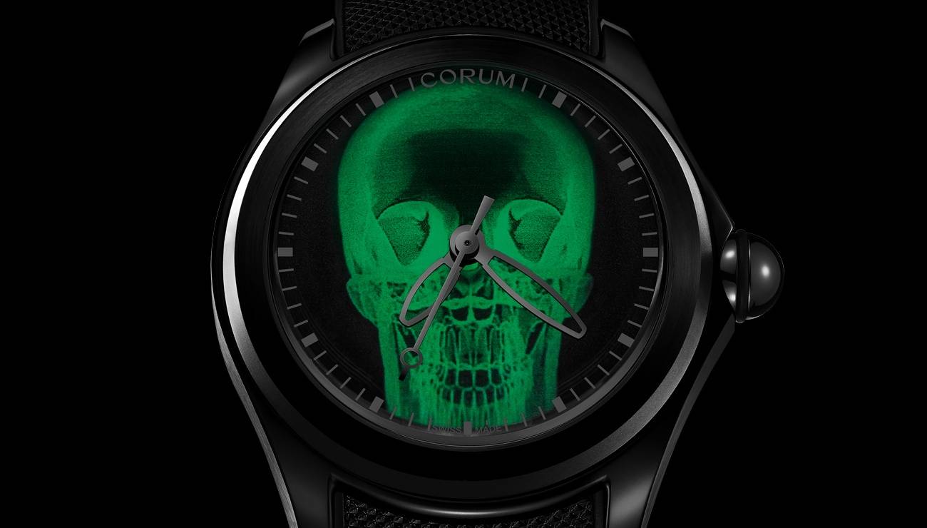 Corum lanza una versión X Ray de su reloj Bubble 