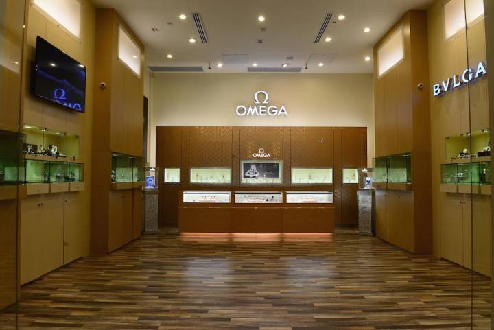 El peso pesado Omega se encuentra en la cadena AM: PM del Sonraj Group.