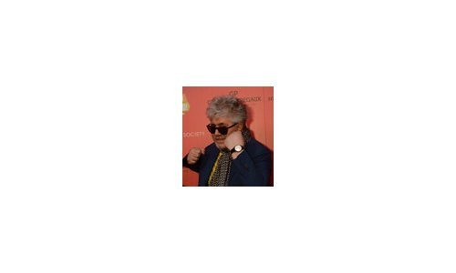 Girard-Perregaux Celebra al Icónico Director Español Pedro Almodóvar