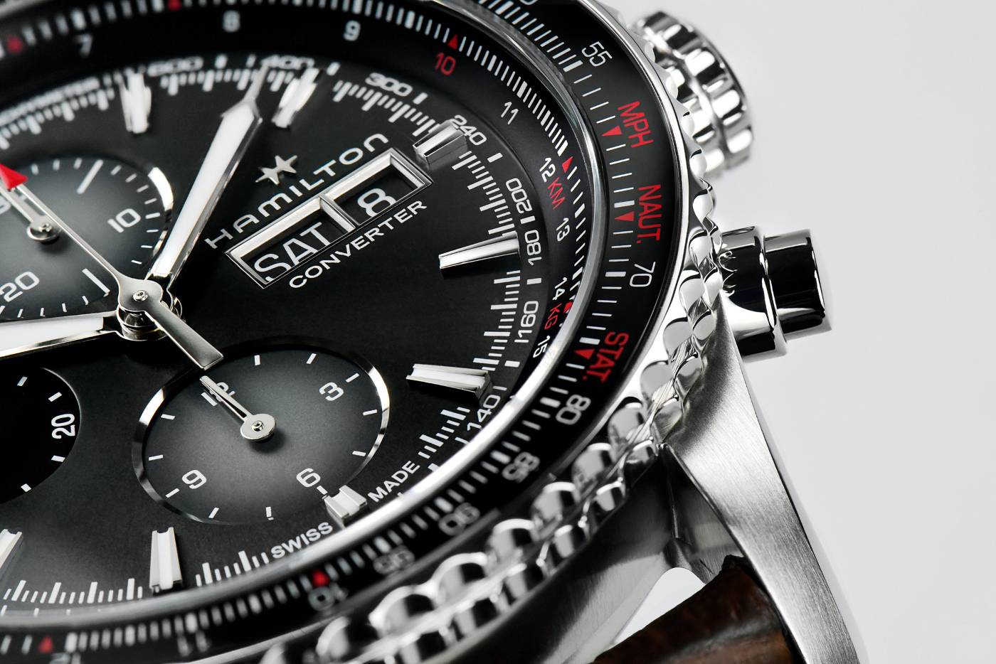 hamilton_khaki-aviation-converter__detail1_-_europa_star_magazine_2020