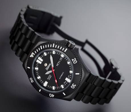 PACIFIC BLACK de Tutima