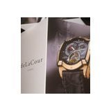 deLaCour participa en “Art of Fashion” 