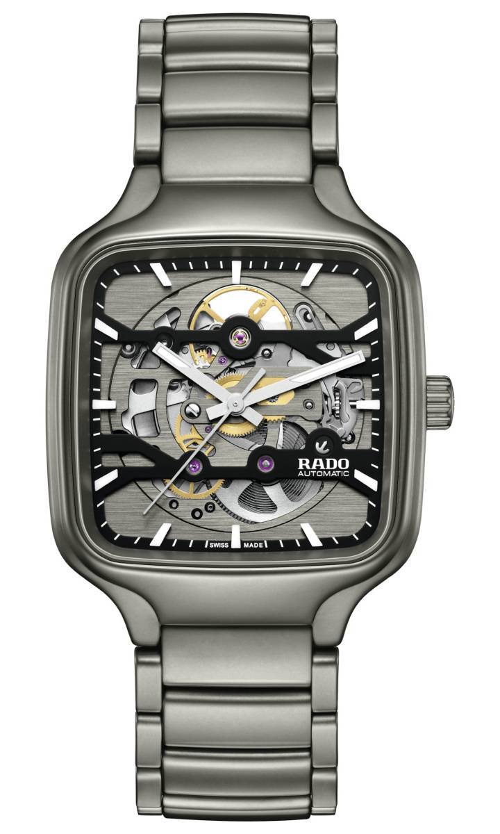 Nuevo trío del Rado True Square Skeleton