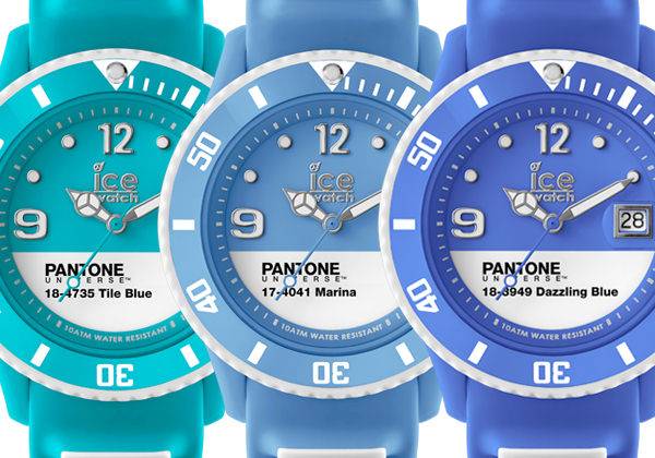 PANTONE UNIVERSETM TILE BLUE, MARINE y DAZZLING BLUE de Ice-Watch