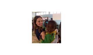 Hilary Swank se asocia con UNICEF y Montblanc - Un viaje de descubrimiento en Etiopía
