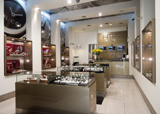 Perfil Minorista - Comercial H. BRIONES, Chile