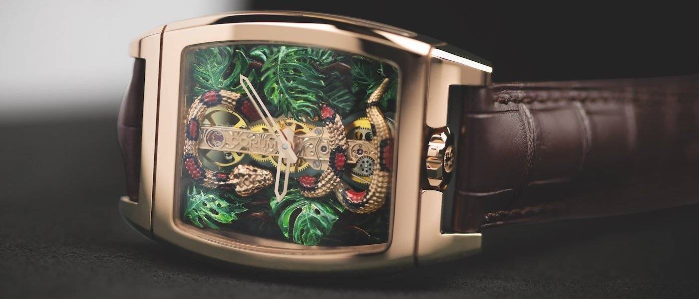 Corum presenta la pieza única Golden Bridge “Serpent”