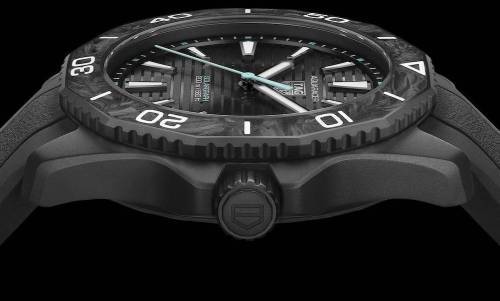 TAG Heuer Aquaracer Professional 200 Solargraph