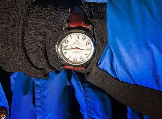 Loomes lleva la relojería Británica a la cima del mundo