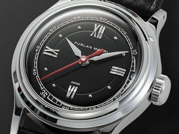 Furlan Marri celebra su cuarto aniversario con su primer reloj de 36 mm