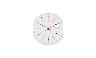 La compañía de diseño Rosendahl relanza los relojes de pared de Arne Jacobsen
