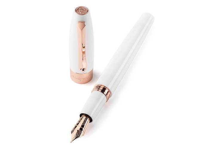 Pluma Estilográfica Fortuna con cierre del capuchón en oro rosa de Montegrappa