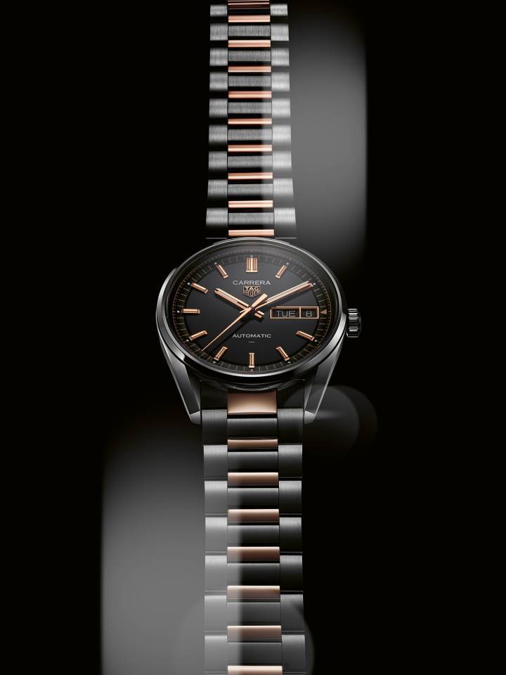 La marca ha rediseñado el TAG Heuer Carrera Day-Date, integrando mejoras como un movimiento interno, una estética refinada y una gama más amplia de opciones en seis nuevos modelos.