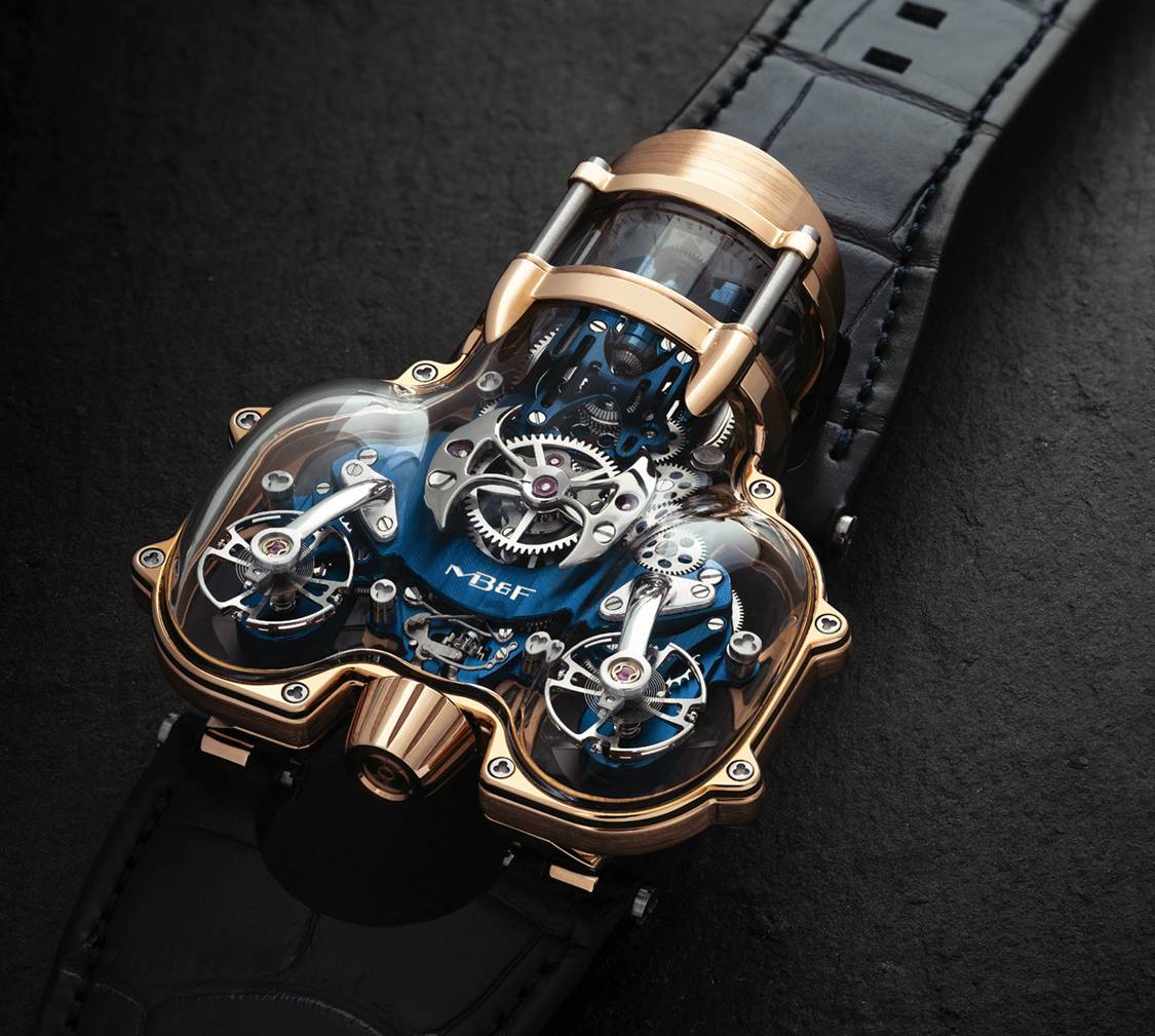 mbandf_hm9_sv_rg_blue_lifestyle_-_europa_star_magazine_2021