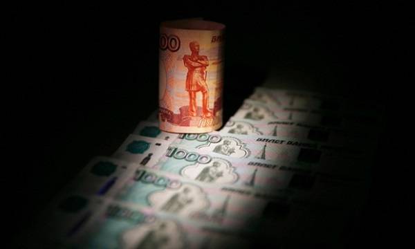 La caida del rublo fue notícia el año pasado