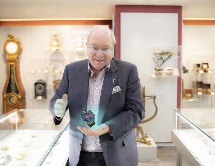  Cuando la innovación se encuentra con la tradición: René Beyer, con sede en Zúrich y propietario de la tienda minorista de relojes más antigua del mundo, ha invertido en NFT.