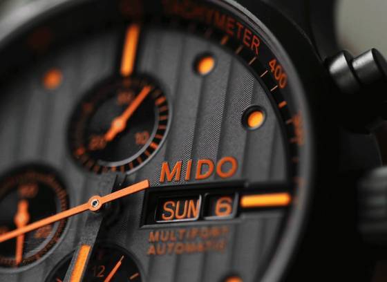 Presentando el Multifort Special Edition Orange Chronograph 