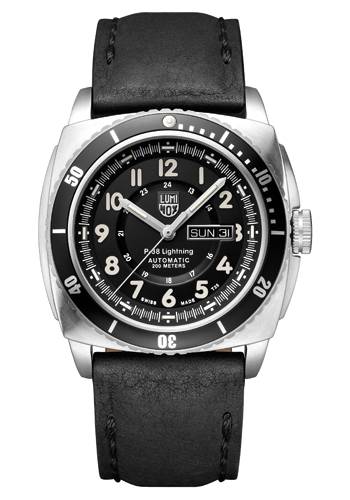  P-38 LightningTM de Luminox 