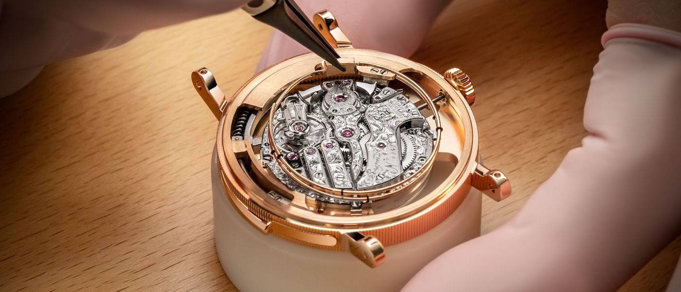 Breguet añade una edición Grand Feu negra a su Classique 7637 Minute Repeater