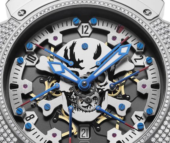 El explosivo nuevo reloj de Pierre DeRoche